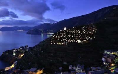 Il Presepe luminoso accende Manarola (SP) dall’8 dicembre al 31 gennaio